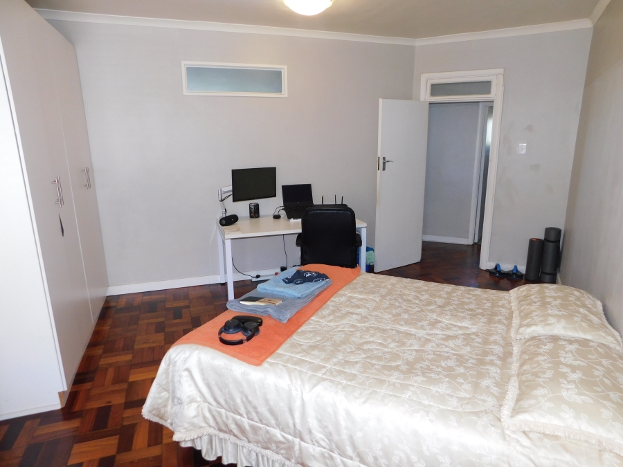 To Let 1 Bedroom Property for Rent in Rondebosch Village Western Cape